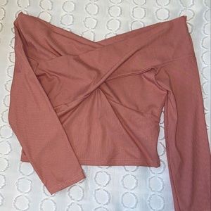 Surplise off the shoulder